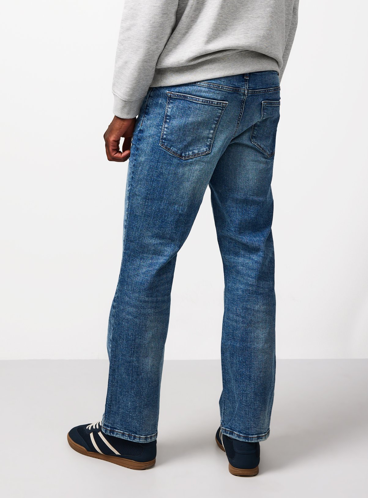 Mid Denim Bootcut Jeans 38L - Image 5 thumbnail